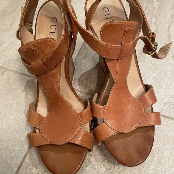 Guess wedges - Picture 3 of 11